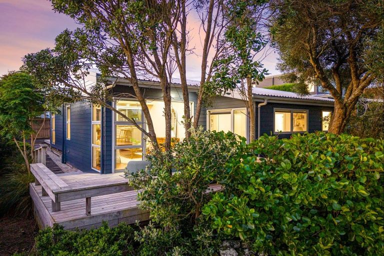 Photo of property in 14a Wellesley Road, Mangere Bridge, Auckland, 2022