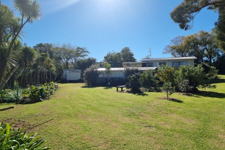 Photo of property in 730 Whangaruru North Road, Whangaruru, Hikurangi, 0184
