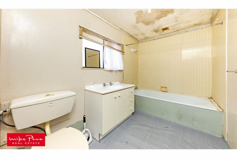 Photo of property in 2/10 Coxhead Road, Manurewa, Auckland, 2102