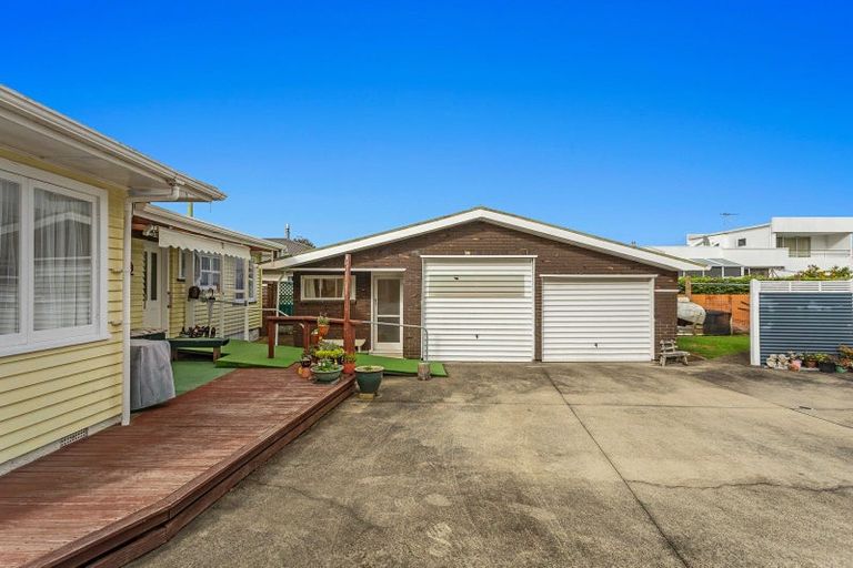 Photo of property in 24 Hinemoa Street, Whakatane, 3120