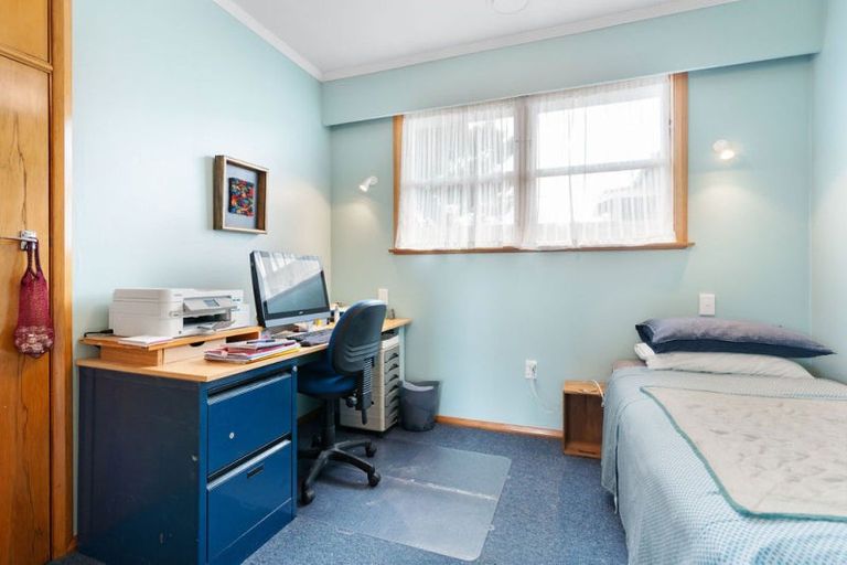 Photo of property in 2 Hinau Place, Lansdowne, Masterton, 5810