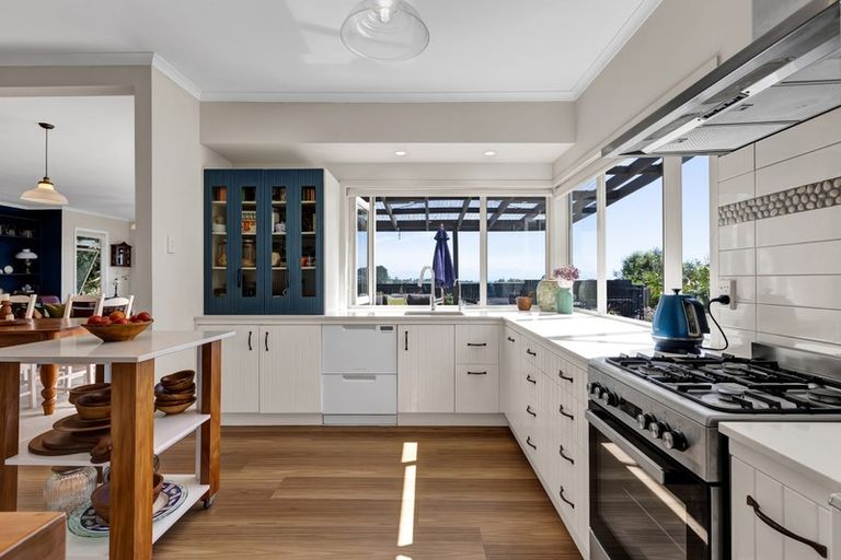 Photo of property in 524 Tikorangi Road, Tikorangi, Waitara, 4383