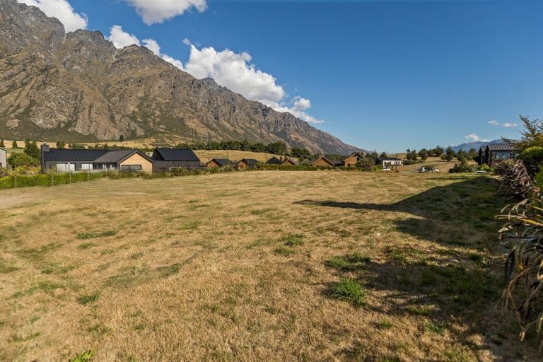Photo of property in 24 Jacks Point Rise, Jacks Point, Queenstown, 9371