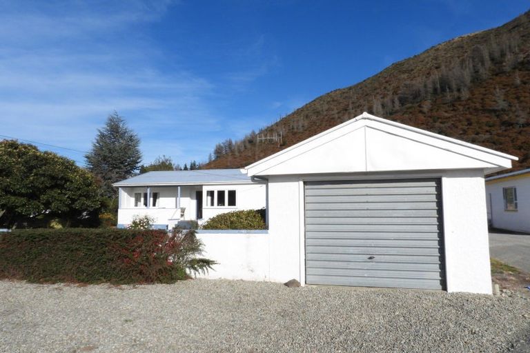 Photo of property in 45 Gordon Street, Kurow, 9435