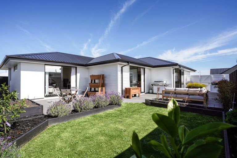 Photo of property in 5 Tuaki Street, Pegasus, 7612