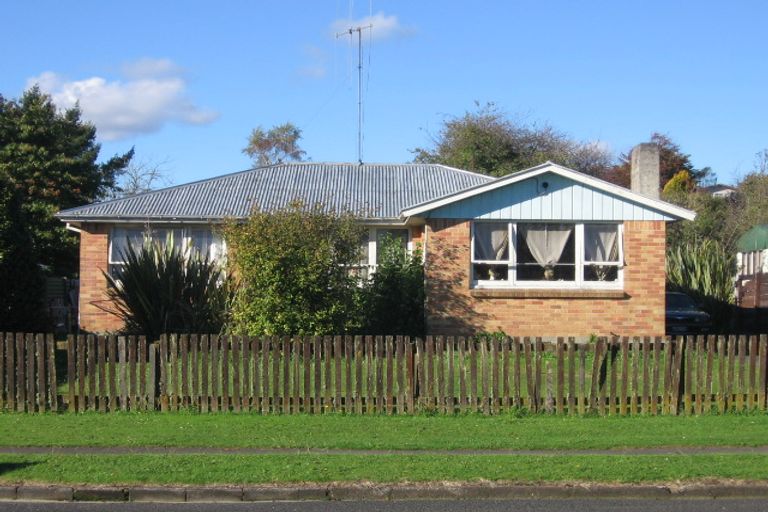 Photo of property in 43 Elizabeth Drive, Tokoroa, 3420