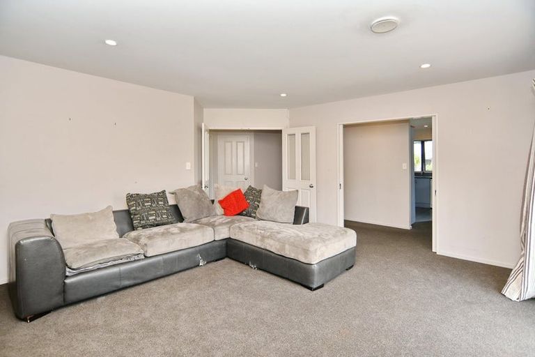 Photo of property in 6 Matson Close, Rangiora, 7400