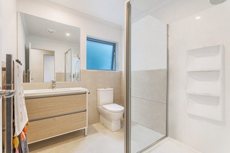 Photo of property in 36 Vincent Mcgrath Crescent, Swanson, Auckland, 0614