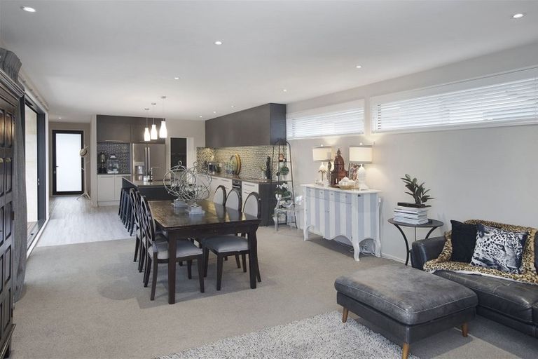 Photo of property in 11 Churchill Drive, Rangiora, 7400