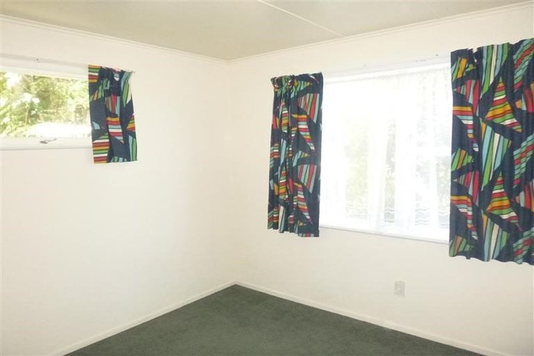 Photo of property in 32 Mimihau Grove, Wainuiomata, Lower Hutt, 5014