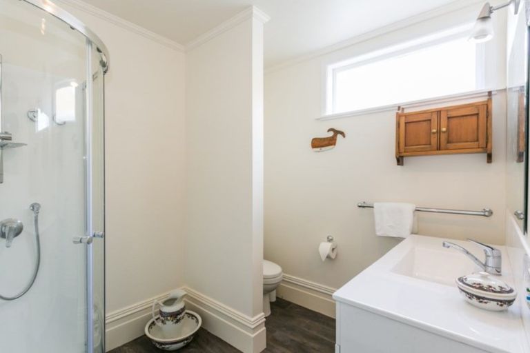 Photo of property in 21 Havelock Road, Hospital Hill, Napier, 4110