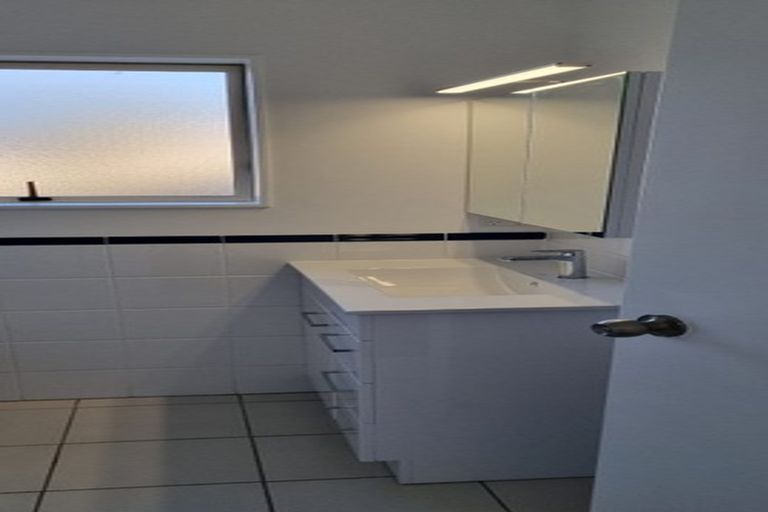 Photo of property in 37 Innisowen Place, Flat Bush, Auckland, 2019