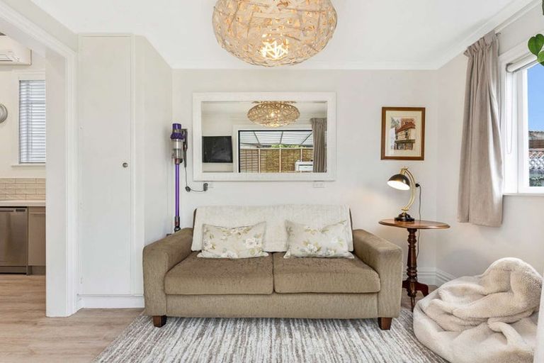 Photo of property in 12 Koromiko Road, Gonville, Whanganui, 4501