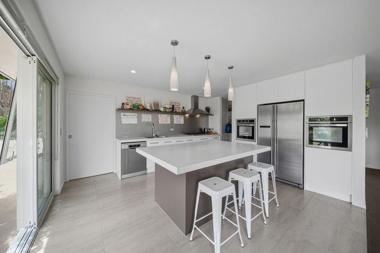 Photo of property in 127 Mcrobbie Road, Kingseat, Papakura, 2580