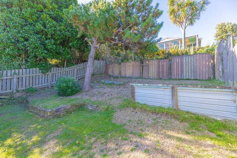 Photo of property in 30 Karaka Street, Castlecliff, Whanganui, 4501
