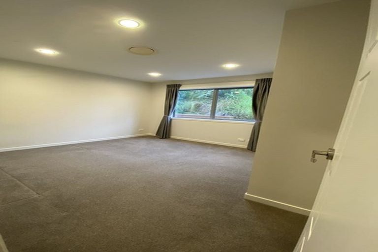 Photo of property in 70 Headland Drive, Long Bay, Auckland, 0630