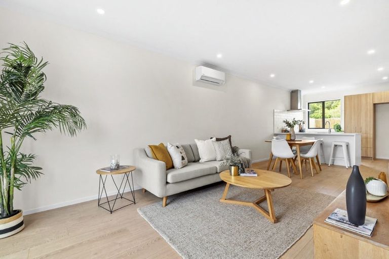 Photo of property in 15 Isabella Lane, Henderson, 0610