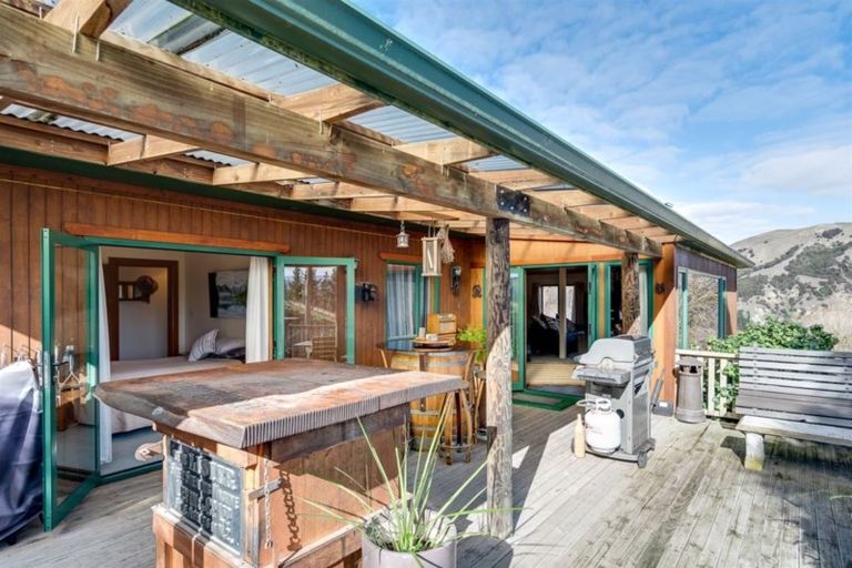 Photo of property in 122 Waipunga Road, Eskdale, Napier, 4181