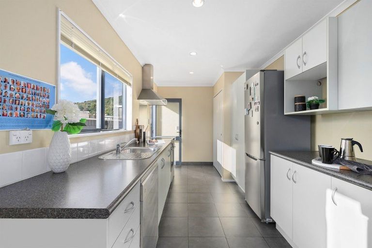 Photo of property in 4a Fairfield Avenue, Fairfield, Lower Hutt, 5011