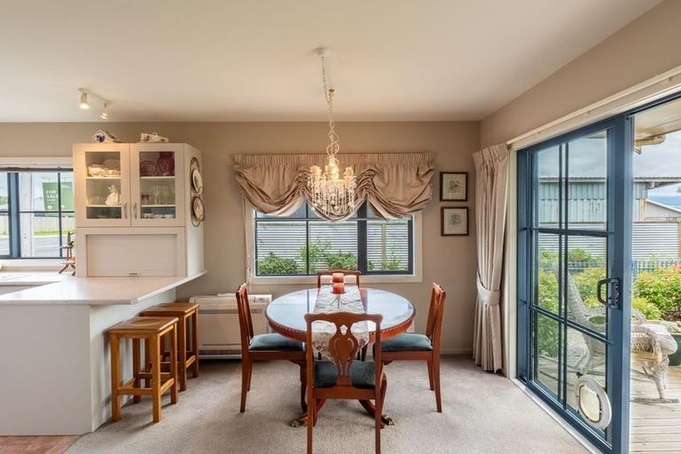 Photo of property in 7 Margate Street, Waihola, Milton, 9073