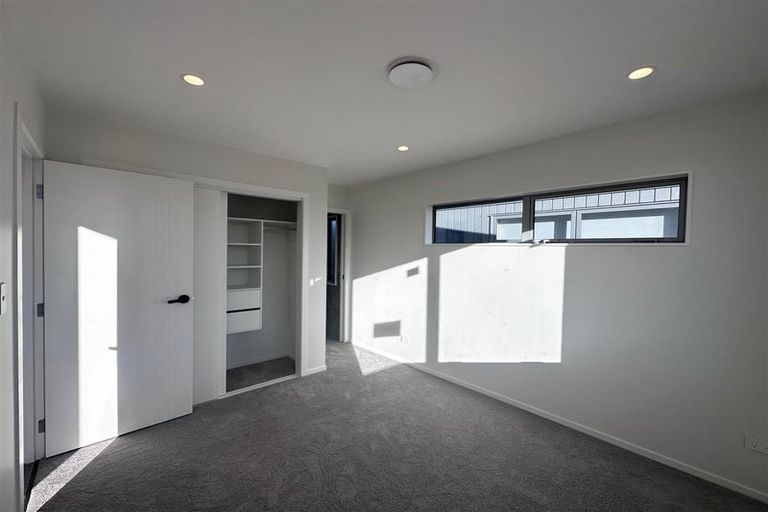 Photo of property in 16 Clayden Shuttleworth Street, Papakura, 2110