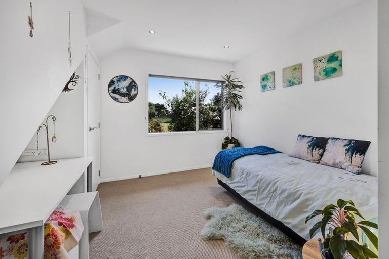 Photo of property in 475 Manawapou Road, Hawera, 4672