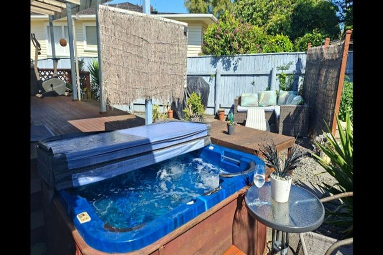 Photo of property in 29 Parkes Avenue, Saint Johns Hill, Whanganui, 4501