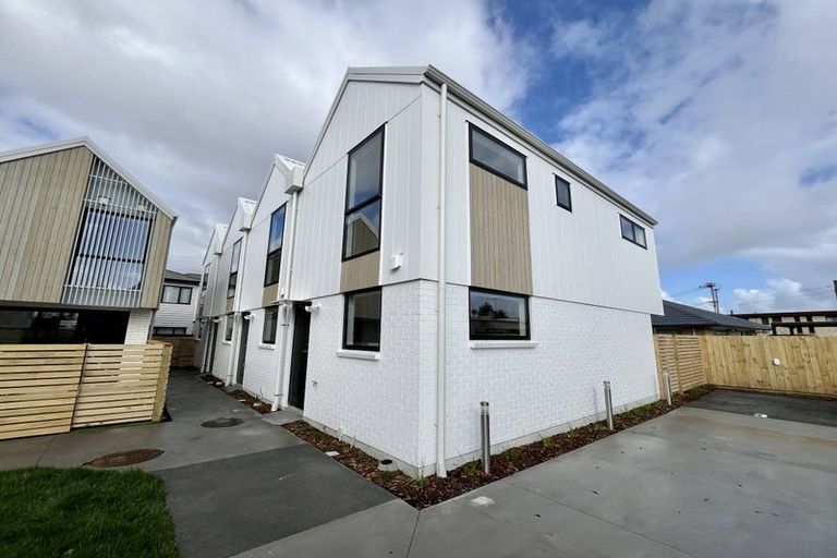 Photo of property in 4/39 Pakuranga Road, Pakuranga, Auckland, 2010