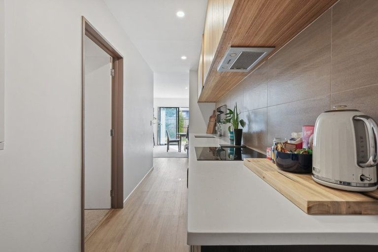 Photo of property in 2/17 Bunyan Street, Waltham, Christchurch, 8023