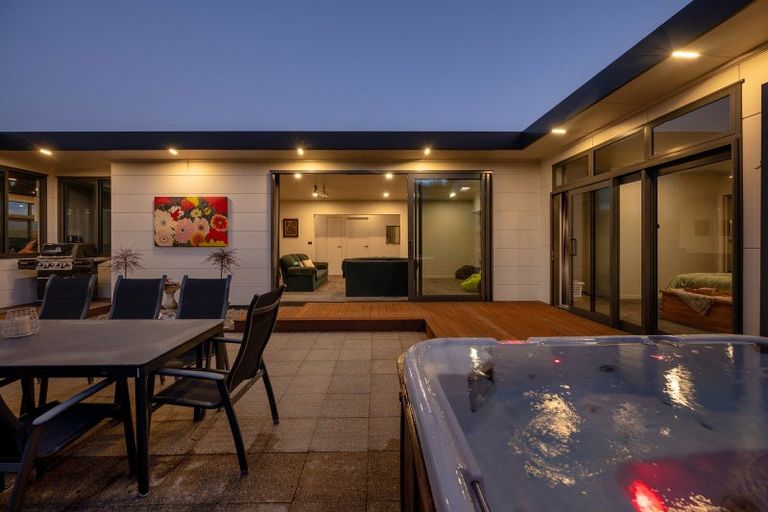 Photo of property in 1 Florey Heights, Springfield, Rotorua, 3015