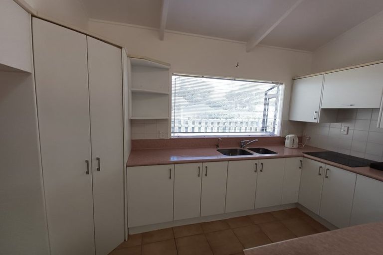 Photo of property in 11 Manly Park Avenue, Manly, Whangaparaoa, 0930