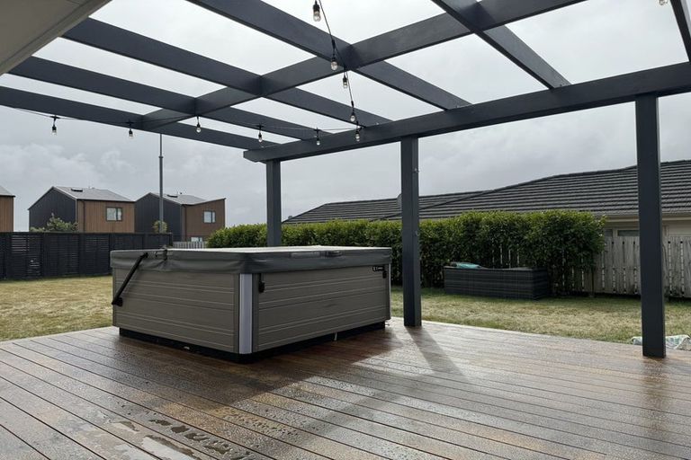 Photo of property in 68 Woodridge Drive, Woodridge, Wellington, 6037