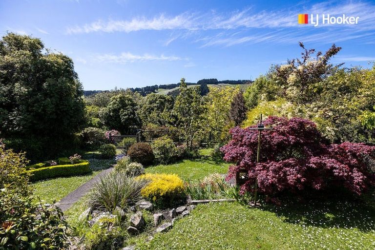 Photo of property in 1 Featherston Street, Macandrew Bay, Dunedin, 9014