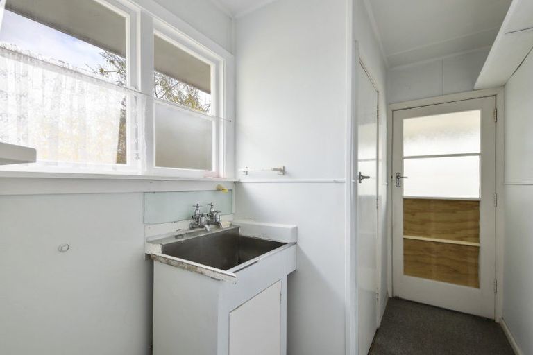 Photo of property in 3 Huron Street, Wainoni, Christchurch, 8061