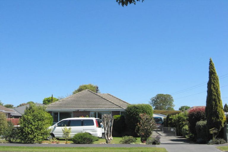 Photo of property in 14 Leacroft Street, Bishopdale, Christchurch, 8053