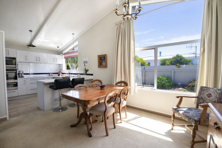 Photo of property in 10a Avondale Road, Taradale, Napier, 4112