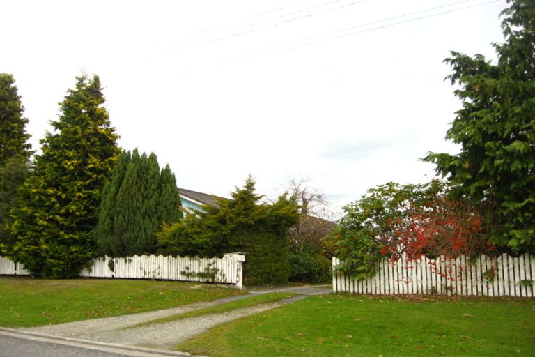 Photo of property in 15 Derby Street, Tapanui, 9522