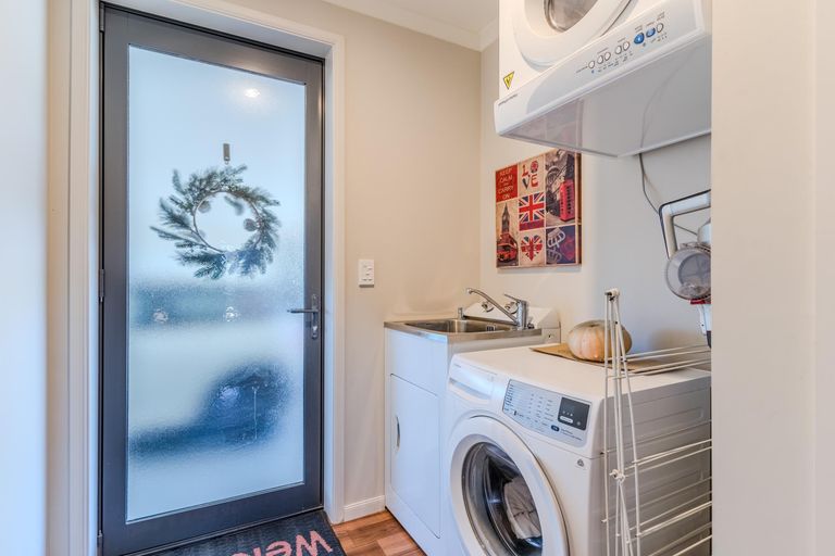 Photo of property in 27 Rhoboro Road, Twizel, 7901