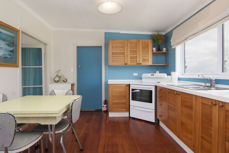 Photo of property in 124 Seaforth Road, Waihi Beach, 3611