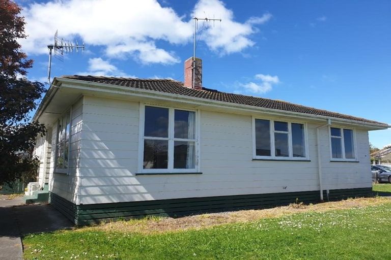 Photo of property in 65 Cottrell Crescent, Onekawa, Napier, 4110