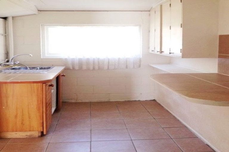 Photo of property in 18 Alton Terrace, Pakuranga Heights, Auckland, 2010