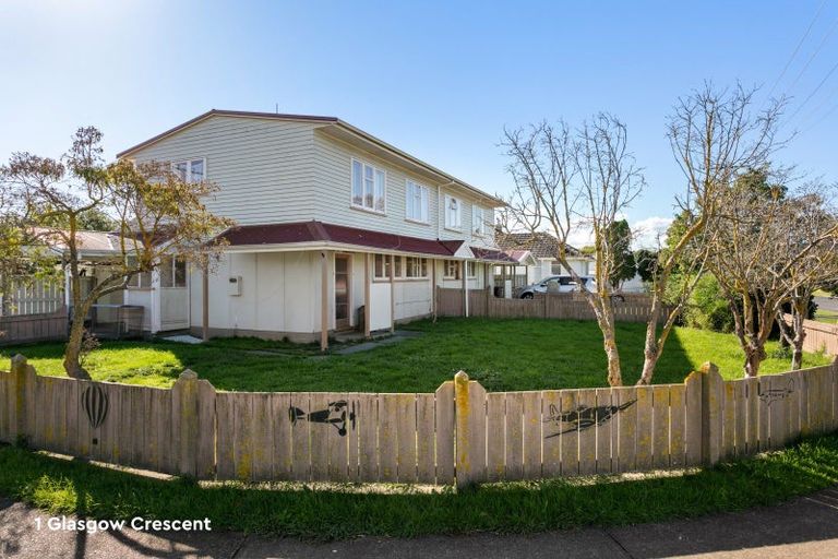 Photo of property in 1 Glasgow Crescent, Kaiti, Gisborne, 4010