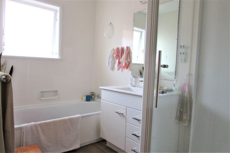 Photo of property in 165a Knights Road, Hutt Central, Lower Hutt, 5010