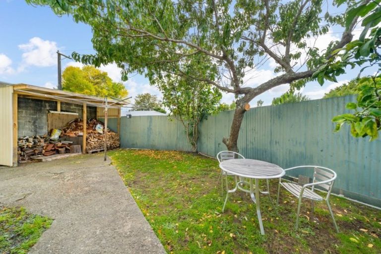 Photo of property in 43 Seddon Street, Wallaceville, Upper Hutt, 5018