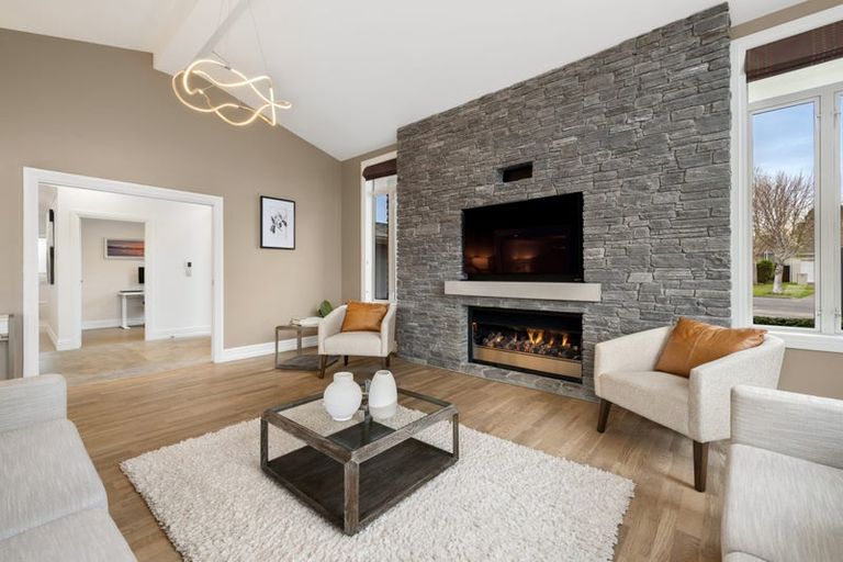 Photo of property in 58 Glen Oaks Drive, Northwood, Christchurch, 8051