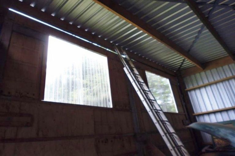 Photo of property in 18 Mclean Street, Woodville, 4920