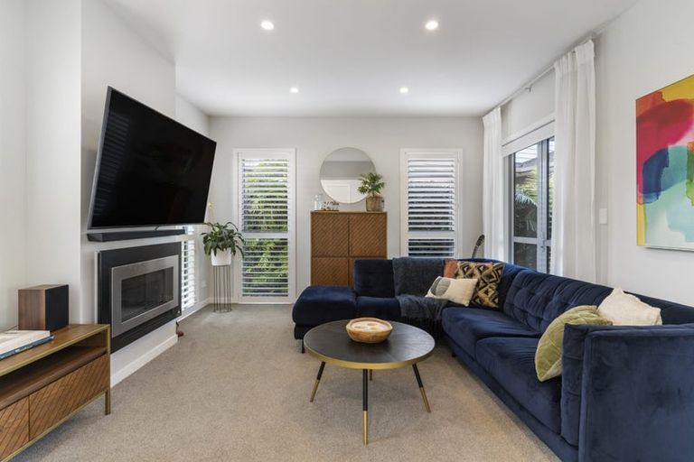 Photo of property in 284e Schnapper Rock Road, Schnapper Rock, Auckland, 0632