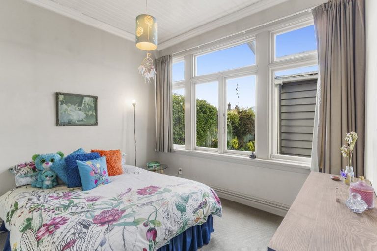 Photo of property in 44 Eastbourne Street, Caversham, Dunedin, 9012
