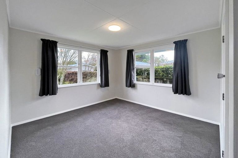 Photo of property in 3 Greenock Place, Awapuni, Palmerston North, 4412
