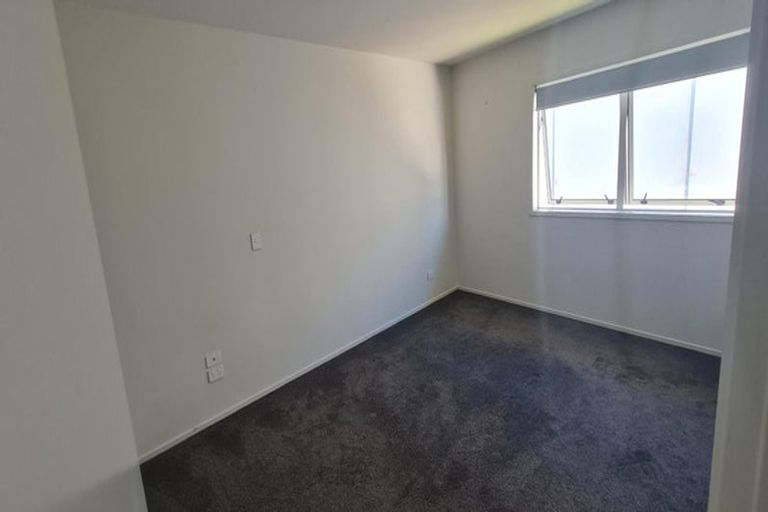 Photo of property in 80c Market Place, Papamoa Beach, Papamoa, 3118